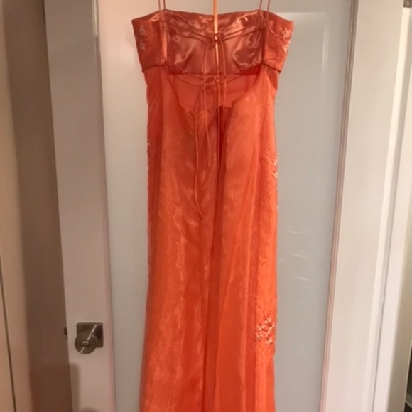 Prom dress - Picture 2 of 3